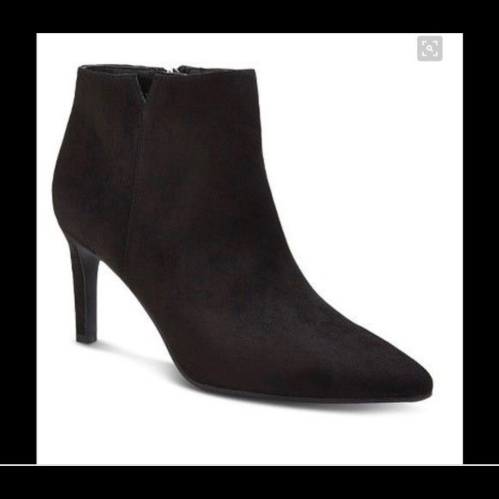 Audrey Ankle Bootie (Black)